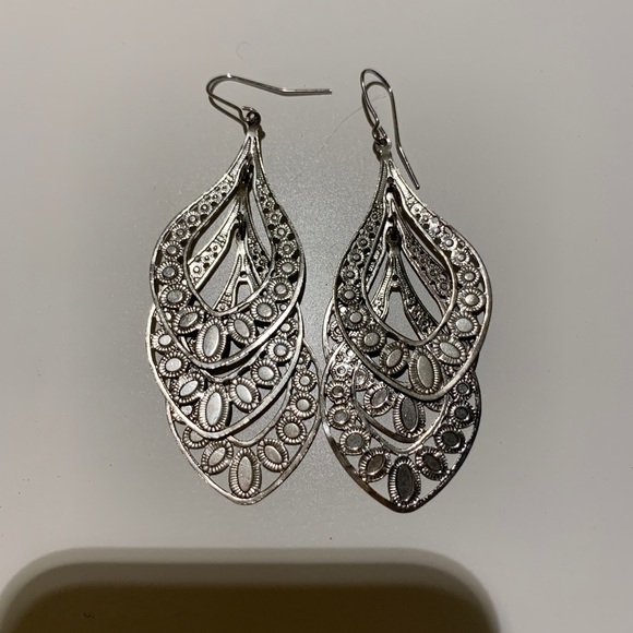 🏆 Dangle earrings - Picture 1 of 3